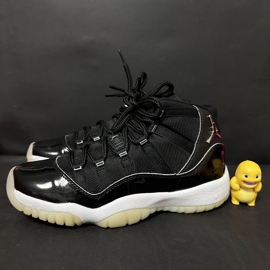 39码/Nike aj11 黑银大魔王 25周年 高帮复古篮球鞋假一赔四