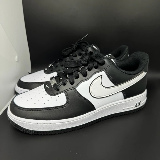 42码/99新/Nike 空军一号 黑白低帮板鞋