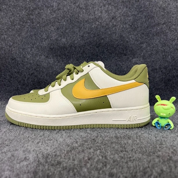 44.5码 Nike 低帮空军一号 白绿黄配色 防滑耐磨 假一赔四