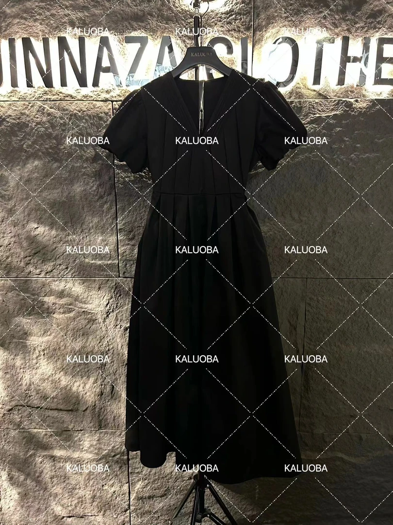 【原创大码设计师款女装】2024新款高级V领不规则气质连衣裙5363