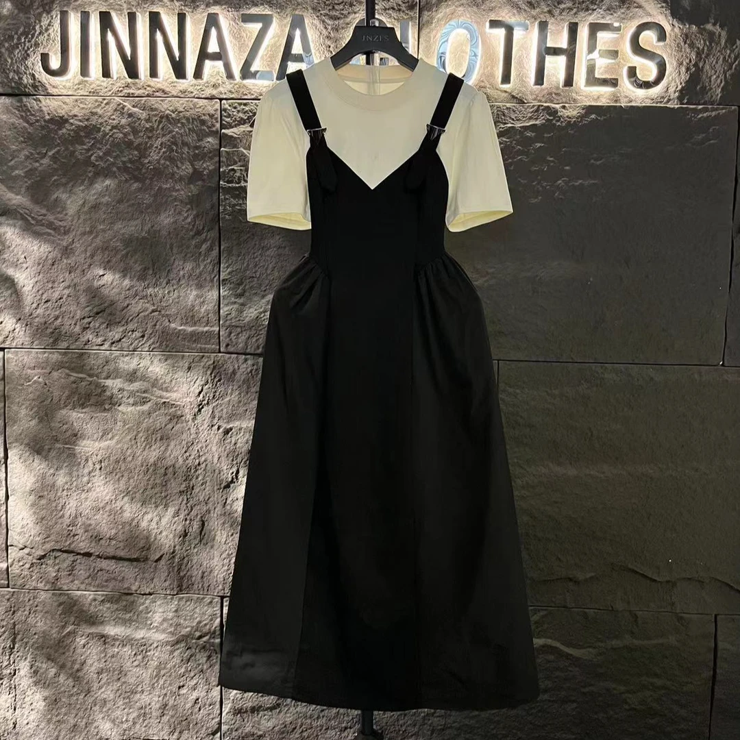【原创大码设计师款】2024高级感假两件拼接黑色显瘦背带连衣裙4610