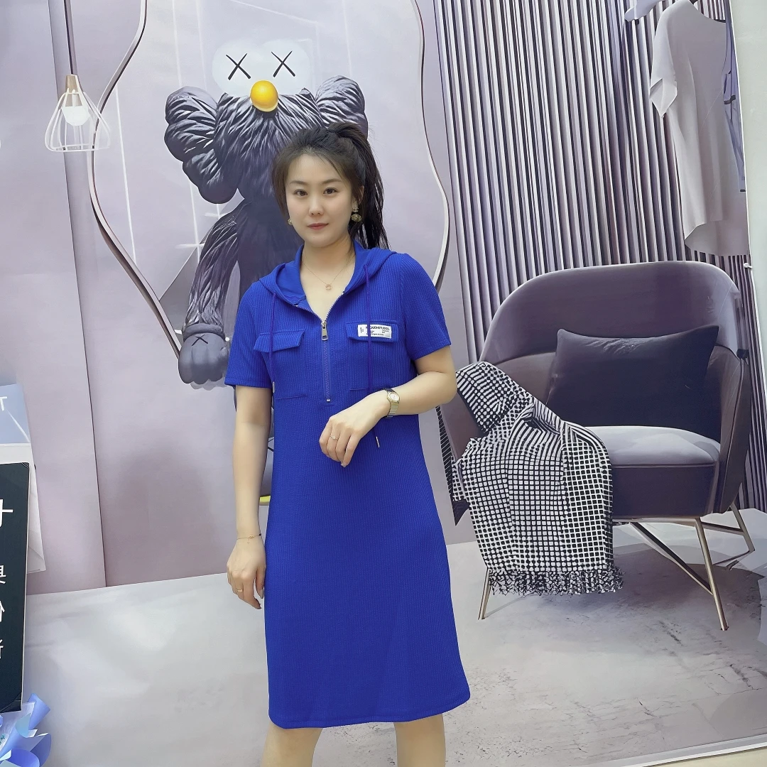 夏季清新款彩色纯色休闲女装显瘦2304连衣裙