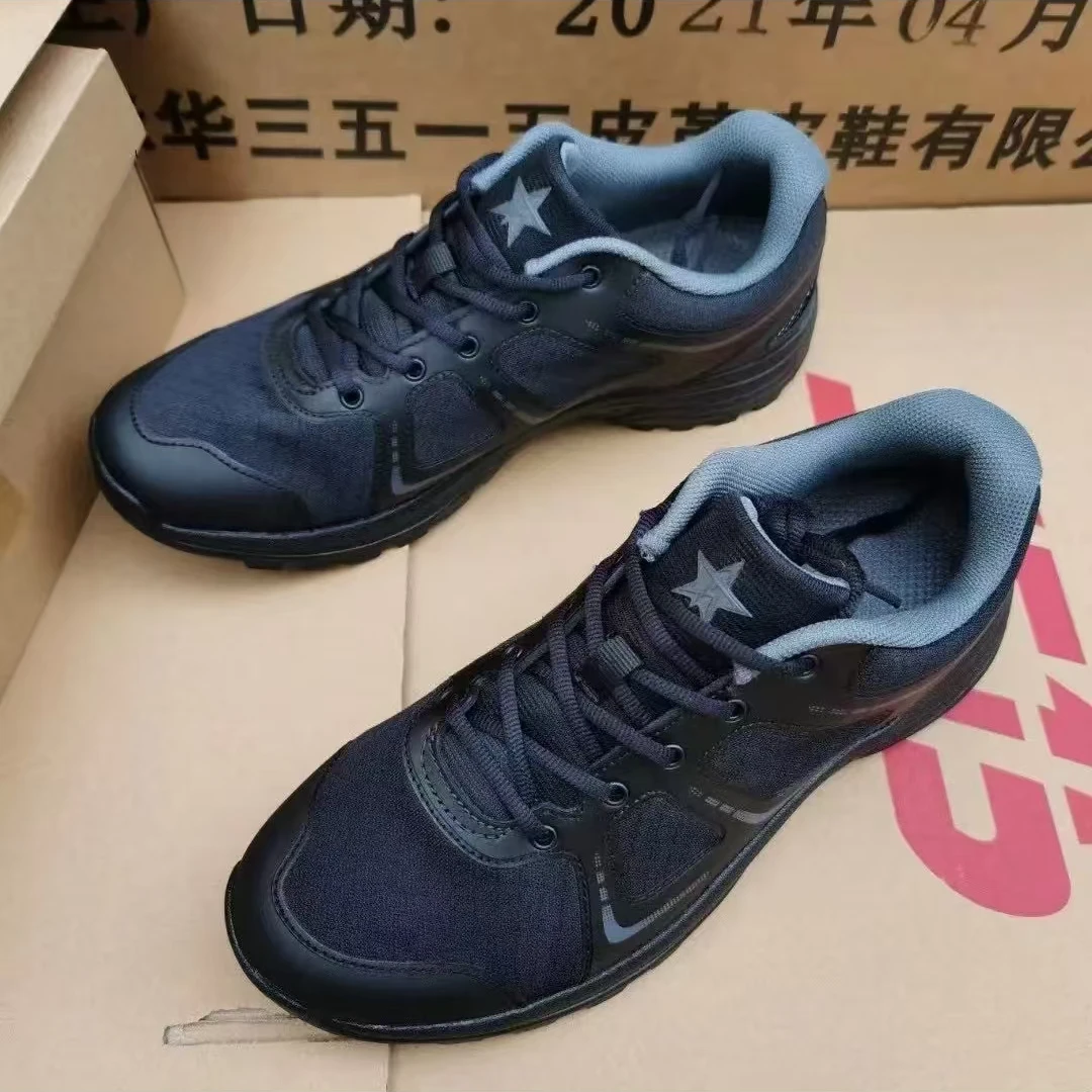 一九款黑色休闲户外运动跑鞋