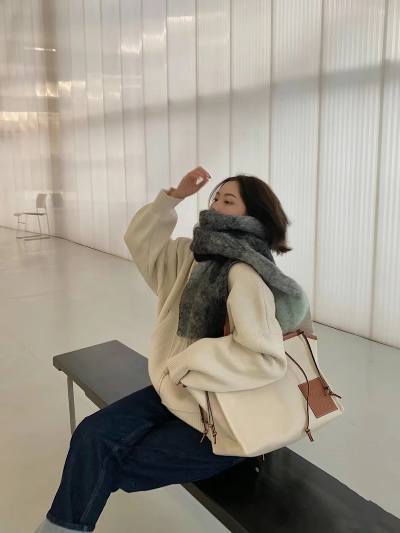 灰绿色 经典彩虹格保暖围巾拼色格子加厚围脖流苏披肩百搭