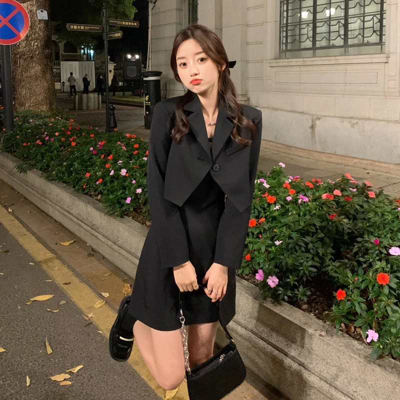 春季新款赫本风胖MM气质小西装吊带裙+短款西装外套两件套套装