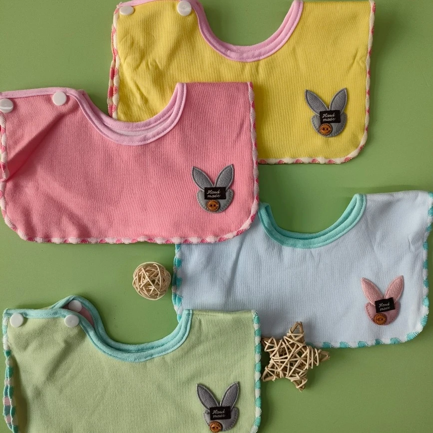 小围嘴可爱防水柔软女宝