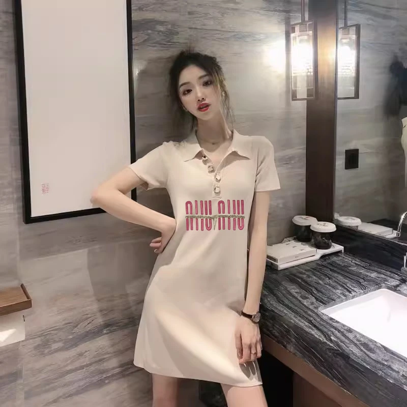 夏季设计感显瘦修身休闲连衣裙韩版polo领通勤遮肉a字裙女时尚a型