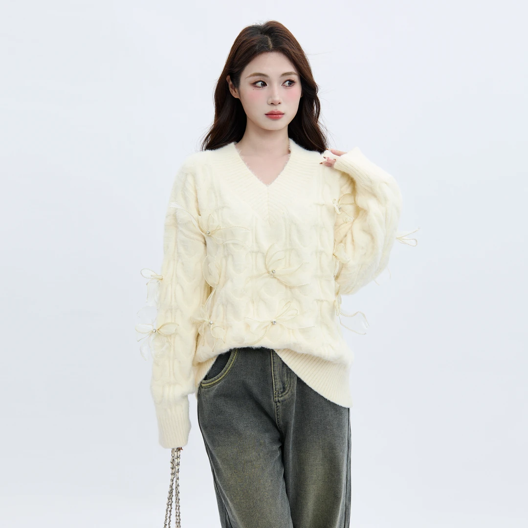 三福毛衣2024秋季蝴蝶结装饰V领优雅甜美上衣女装494089