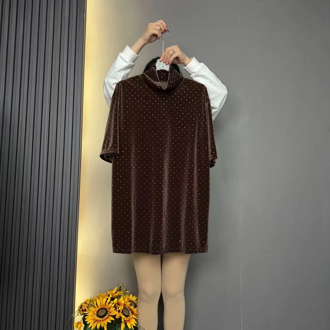 8871秋冬新款时尚宽松中长款上衣半高领中长款亮钻丝绒衫大码女装