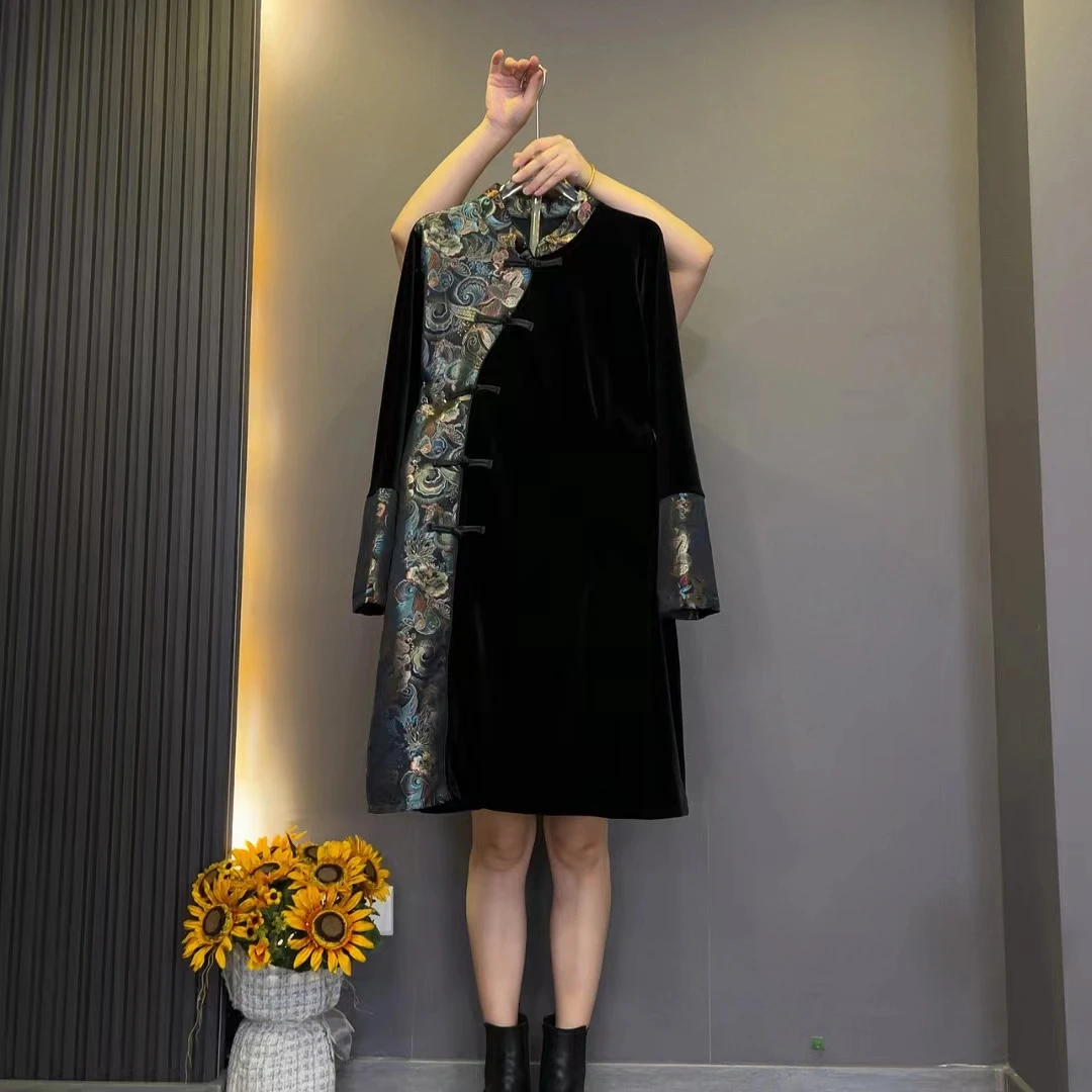 2361气质复古盘扣大码胖MM春秋新款丝绒撞色拼接中长款显瘦连衣裙