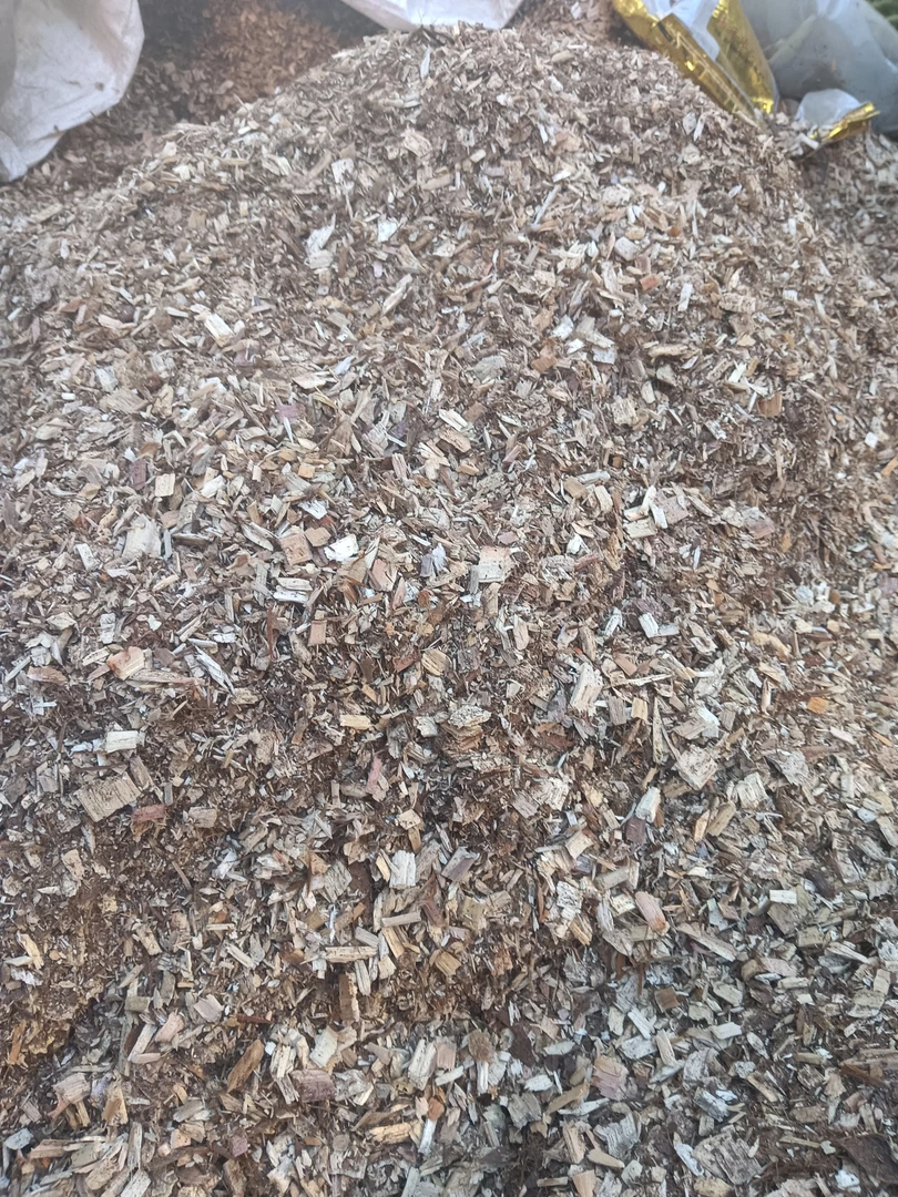 杉木屑,山基千年肥,松针,适用各种绿植基质料