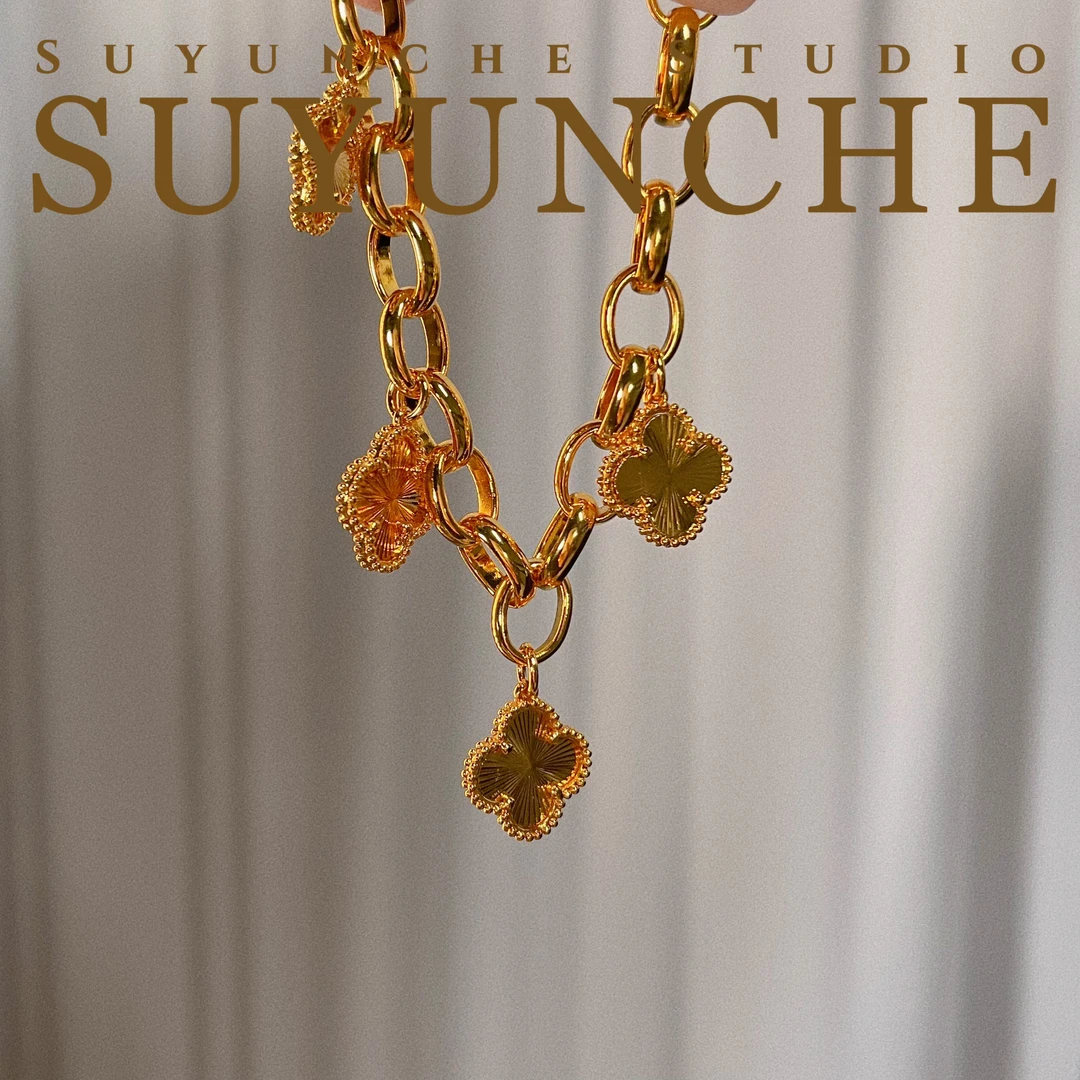 铜合金手链 Suyunche2087吊坠四叶草新款别致大气手链