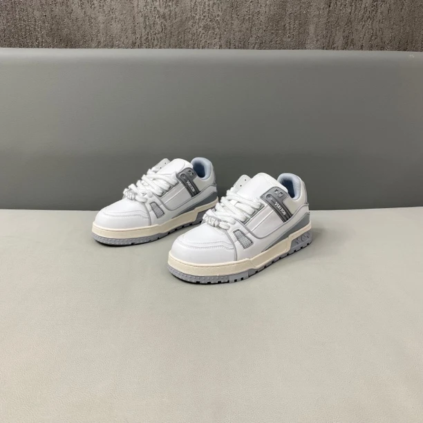 爆款情侣低帮板鞋休闲鞋运动鞋潮鞋经典款潮流时尚舒适百搭