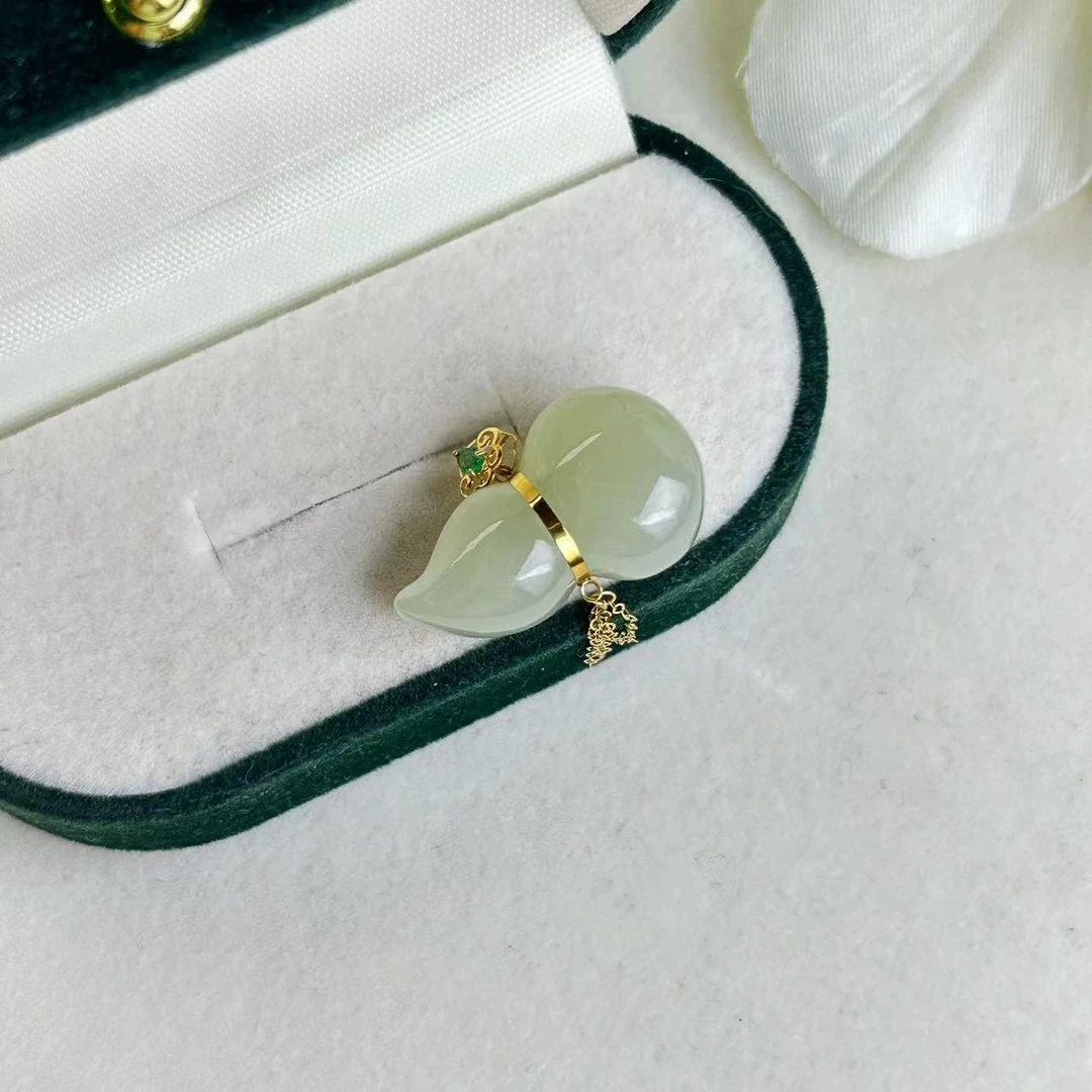 【小池专属】18K和田玉葫芦吊坠24*13*9mm YJX0278