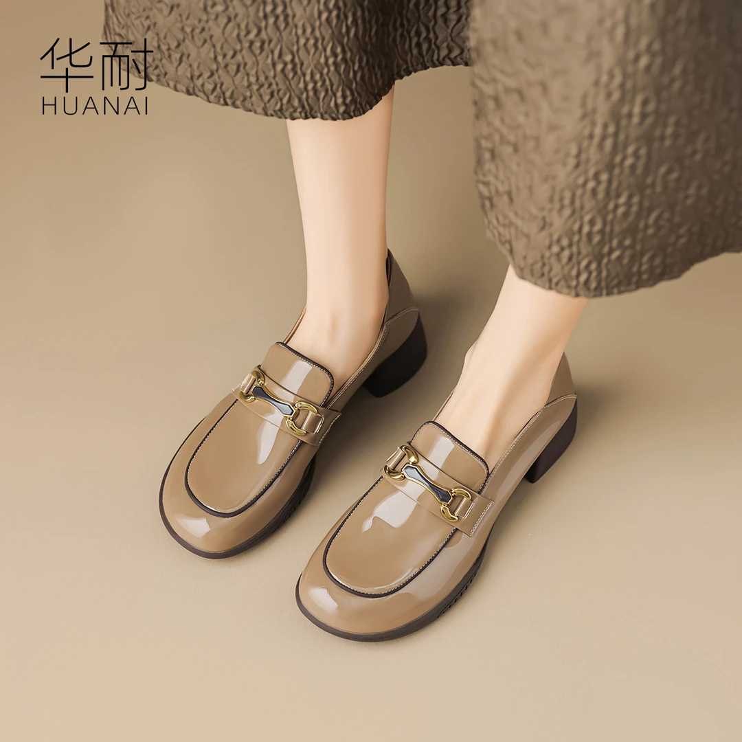 华耐女款上班族爆款2025新款正品高级感厚底英伦风网红高档次正版