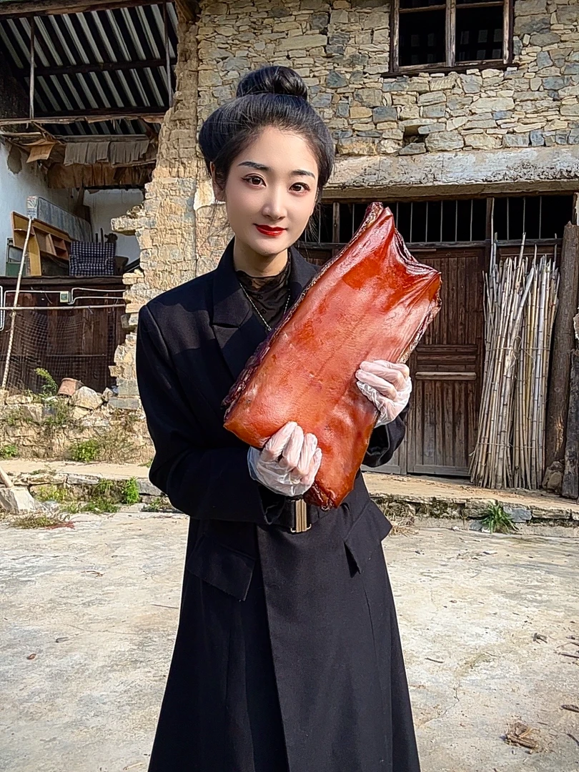 3.5斤带皮土猪腊排骨】湖北恩施土家柴火烟熏腊味赠品以直播间为准