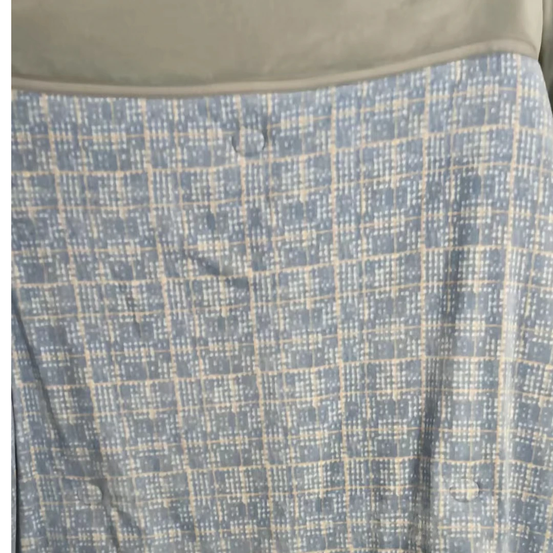 蓝底轻奢格2.0×2.3米双面牛奶绒被子