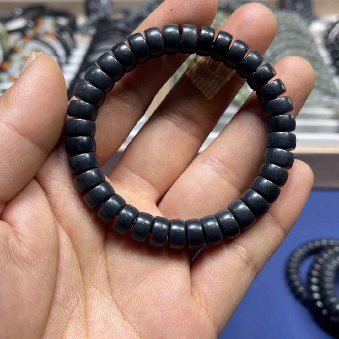 和田玉（墨玉）手链未镶嵌