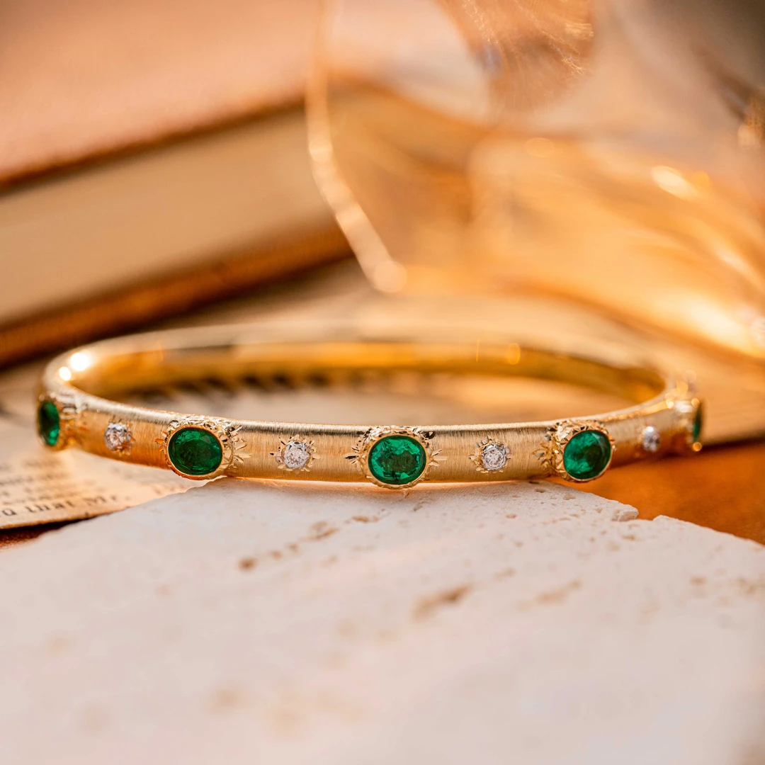 【奢小姐珠宝】18K金“雅典娜的赞歌”祖母绿钻石手镯-KWC444