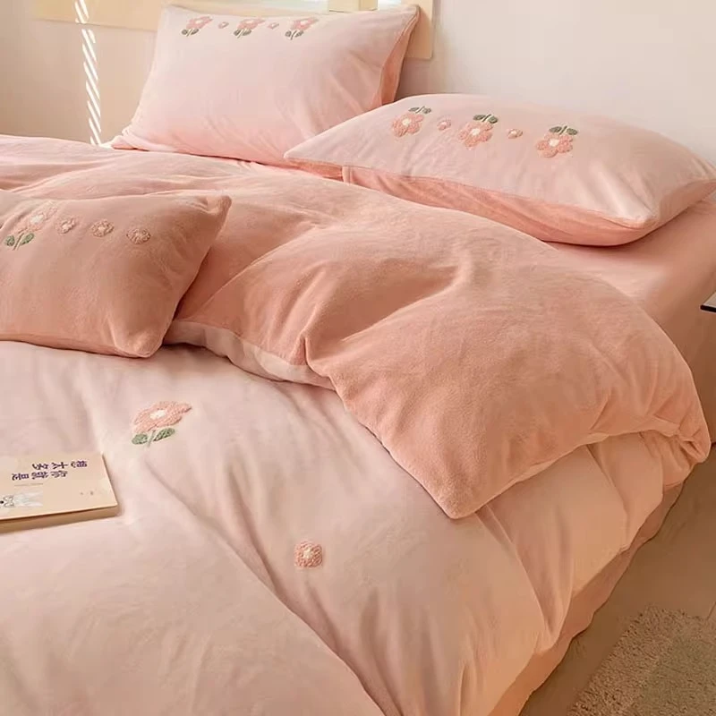 冬季婴儿牛奶绒床上四件套加厚加绒床品被套床单珊瑚法兰绒三件套