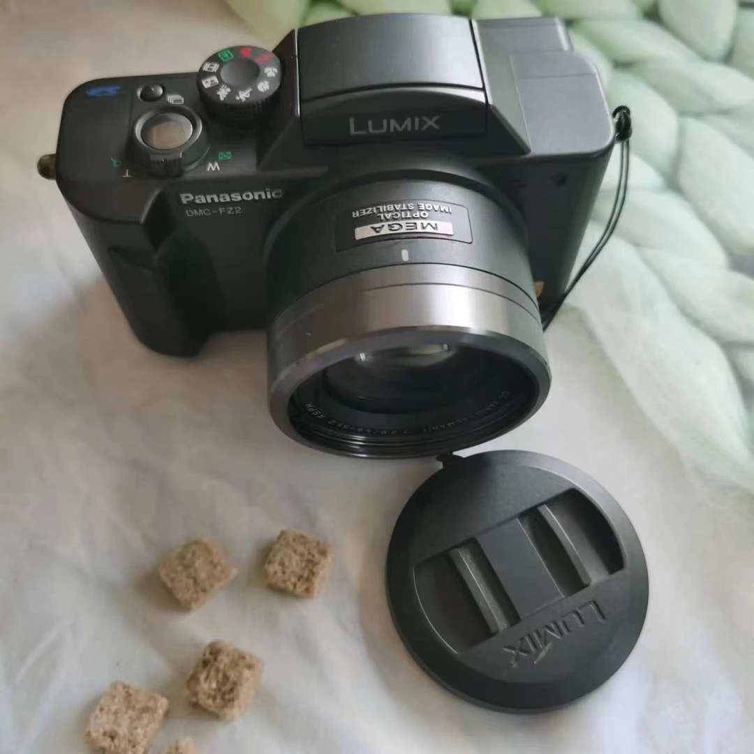 9新 Panasonic/松下 DMC-FZ2带盒200万像素12倍光学变焦摄影复古