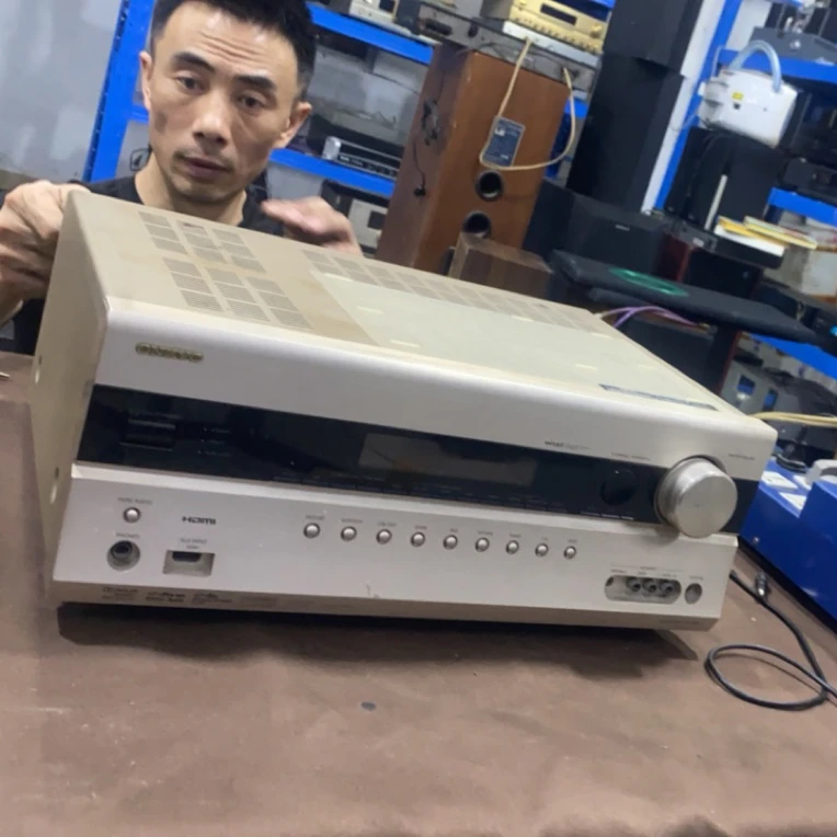 9新 安桥sr607功放(无电源线)