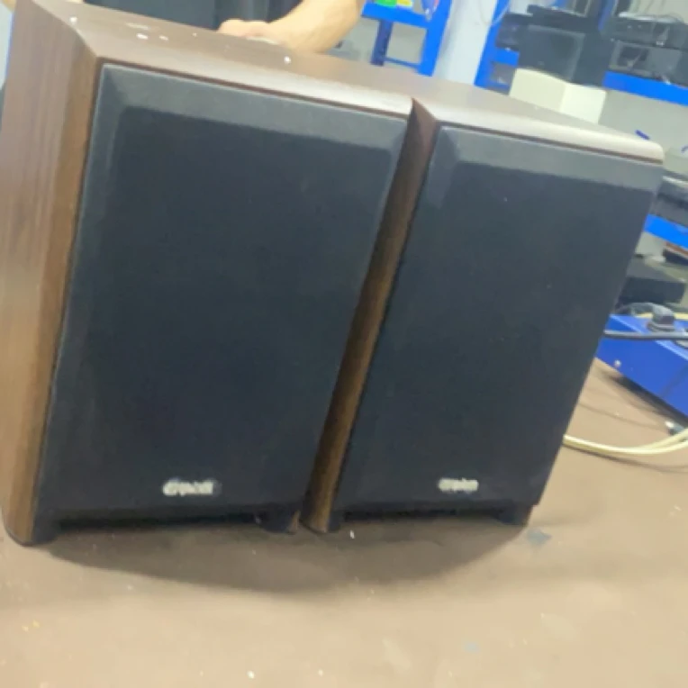 9新  awa一对小书架音箱（成色不好需要打理）