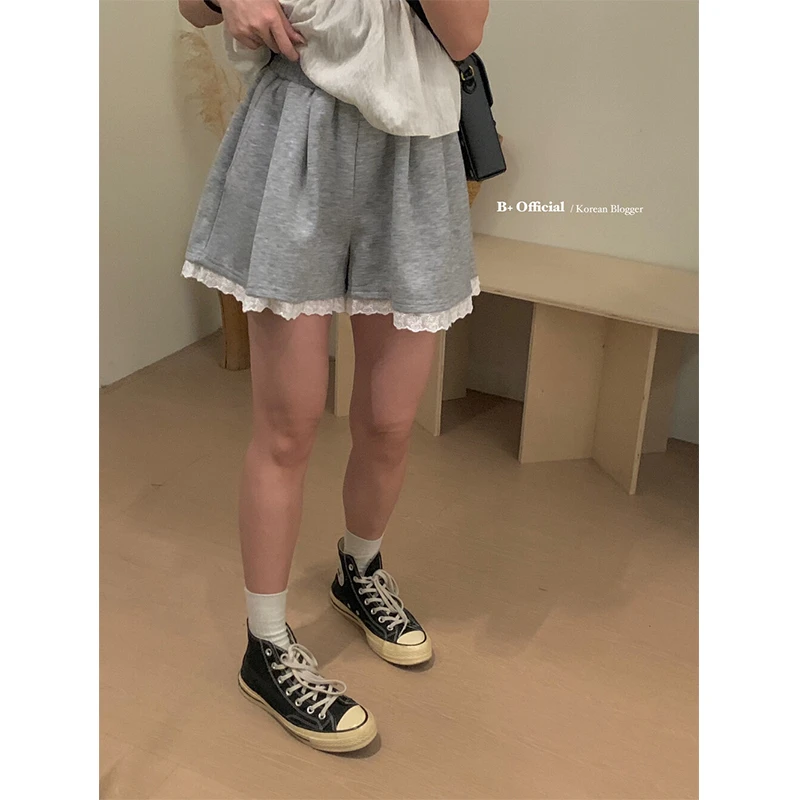 韩系松紧腰蕾丝边拼接休闲短裤女夏季新款宽松显瘦外穿百搭阔腿裤