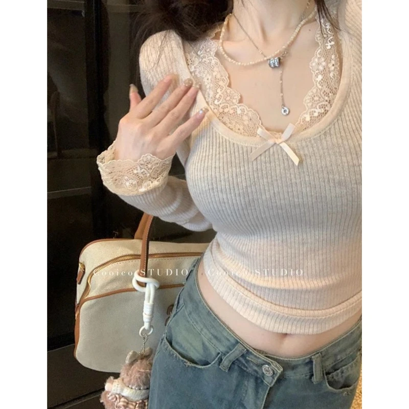 设计感小众拼接蕾丝辣妹上衣女秋季新款收腰显瘦正肩长袖百搭T恤