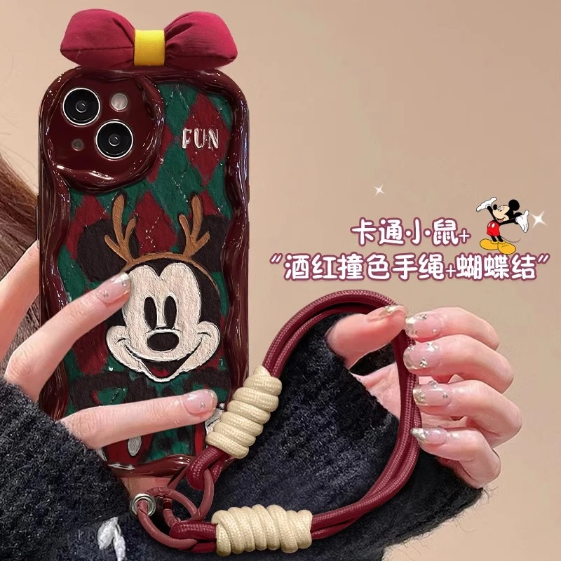 新年卡通草莓熊苹果15手机壳华为vivo小米oppo米奇iPhone14全包13