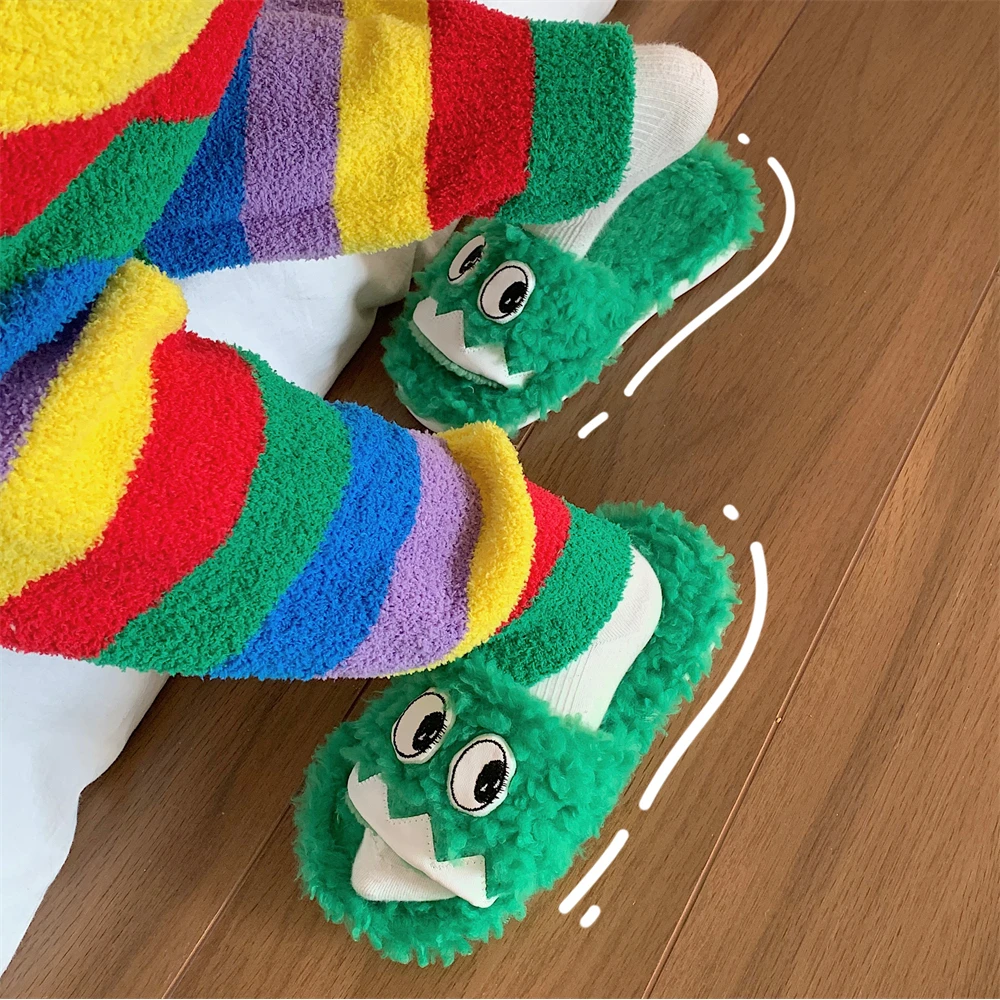 女秋冬新款学生居家卡通防滑保暖毛毛鞋可爱搞怪大眼怪一字棉拖鞋