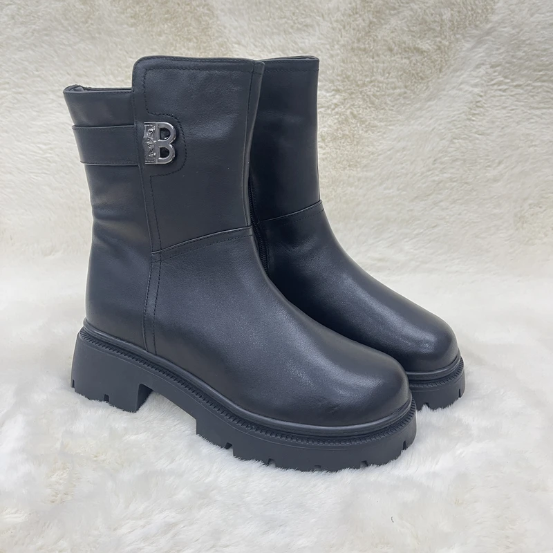 24705黑色冬季女款马丁靴橡胶底侧拉链款时尚百搭潮流圆头英伦风