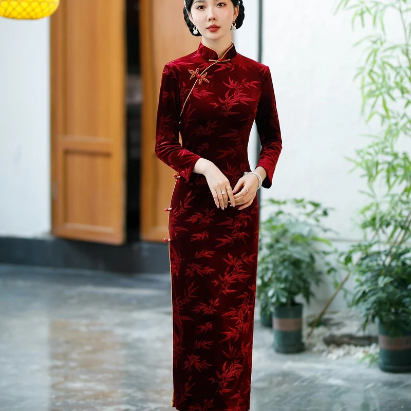 2024春秋新款碎花连衣裙长袖女中老年老人高贵气质秋冬妈妈装旗袍