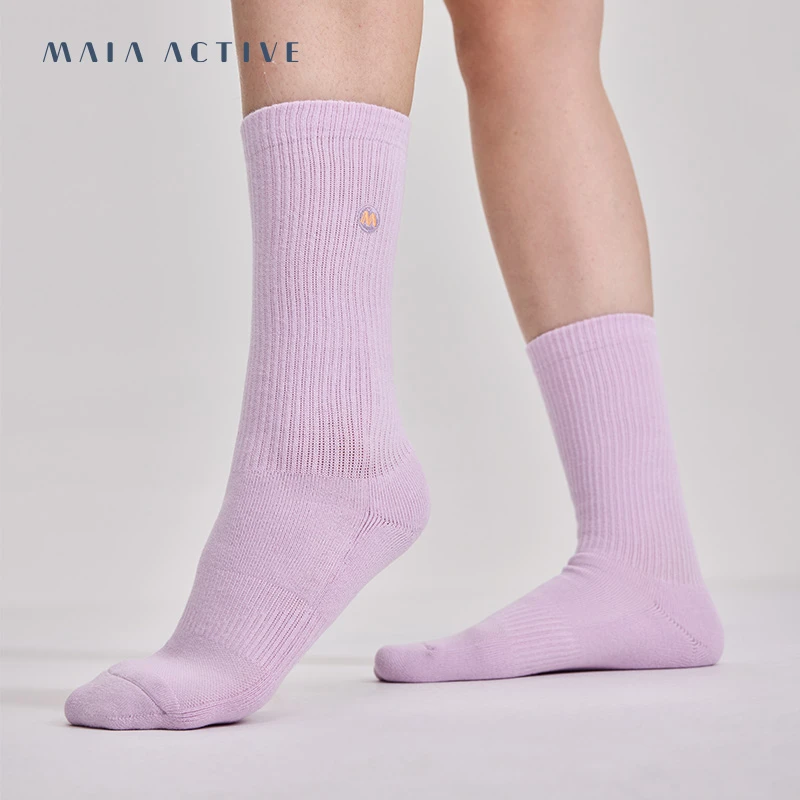 MAIAACTIVE  柔软亲肤条纹秋冬百搭袜子运动休闲中筒袜242AC020