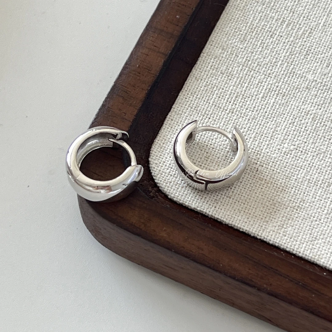 925银耳饰 简约气质素款基础百搭日常宽边光面圆圈s925银耳圈耳扣