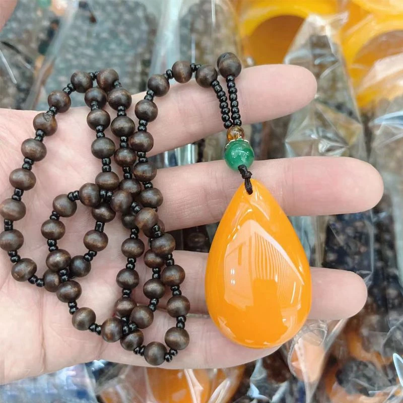 时尚百搭毛衣链一条