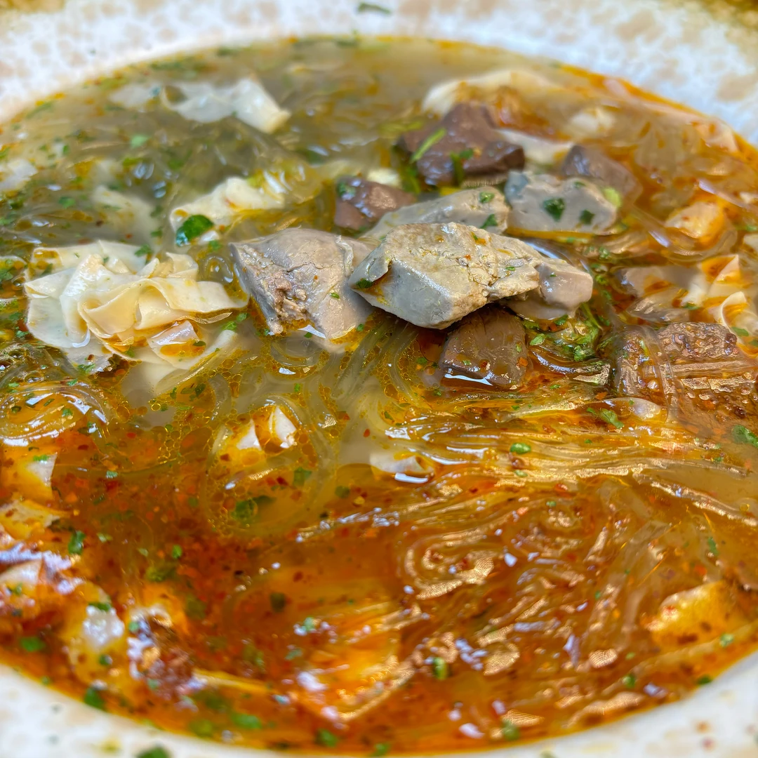 鸭血粉丝南京传统口味真材实料熬制原汤无需加水没有鸭血粉丝汤