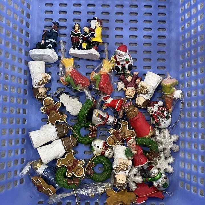 摆件甜***子工艺品瑕疵不退不换看好再拍