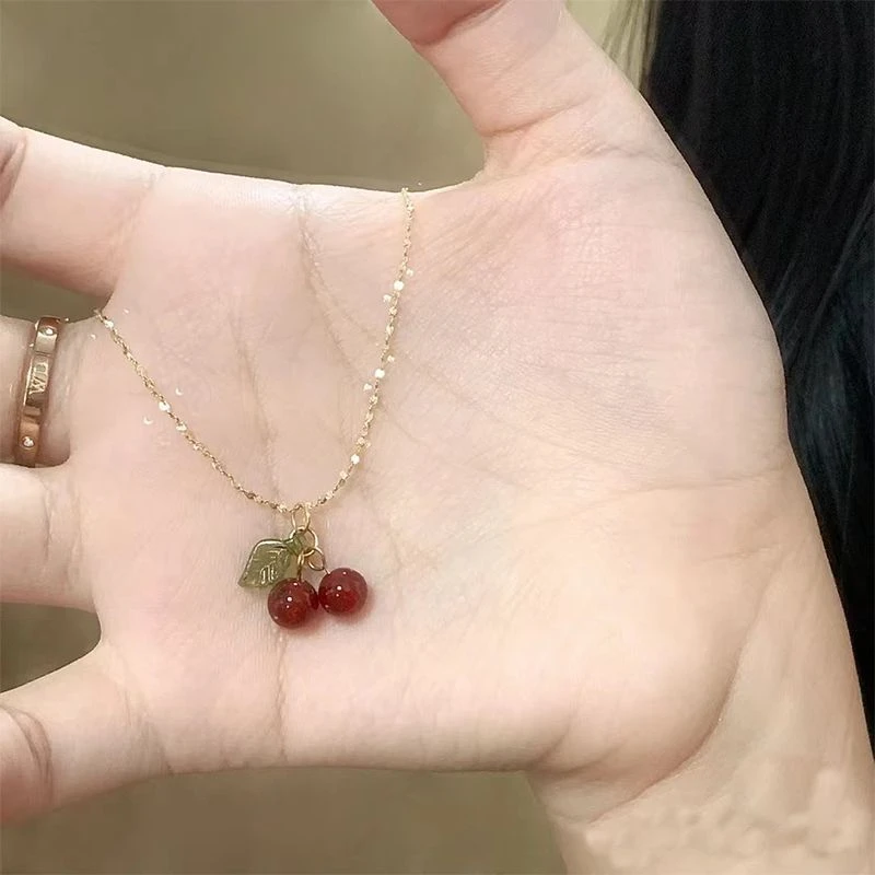 小樱桃项链女红色石榴花显白精致设计高级风甜美颈链
