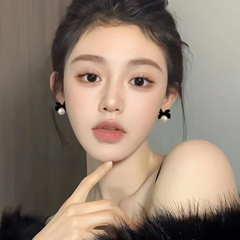 黑色蝴蝶结耳钉女2023新款爆款高级感小众设计感耳环耳饰