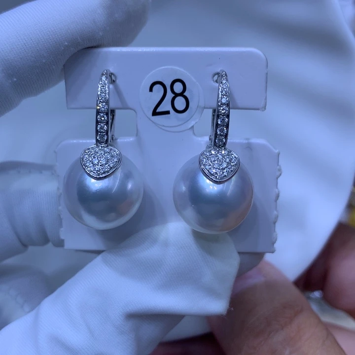 海水珍珠耳饰18K金镶嵌澳白