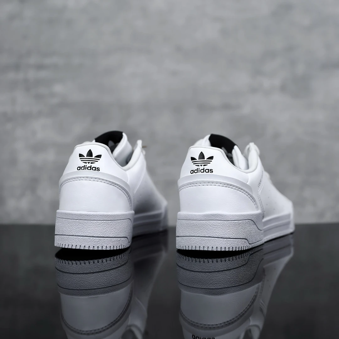 Adidas阿迪达斯板鞋2024夏季情侣休闲鞋三叶草百搭低帮板鞋H02177