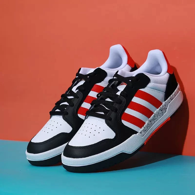 【瑕疵慎拍】Adidas/阿迪达斯板鞋（左右脚边微脏）FZ1117【54】