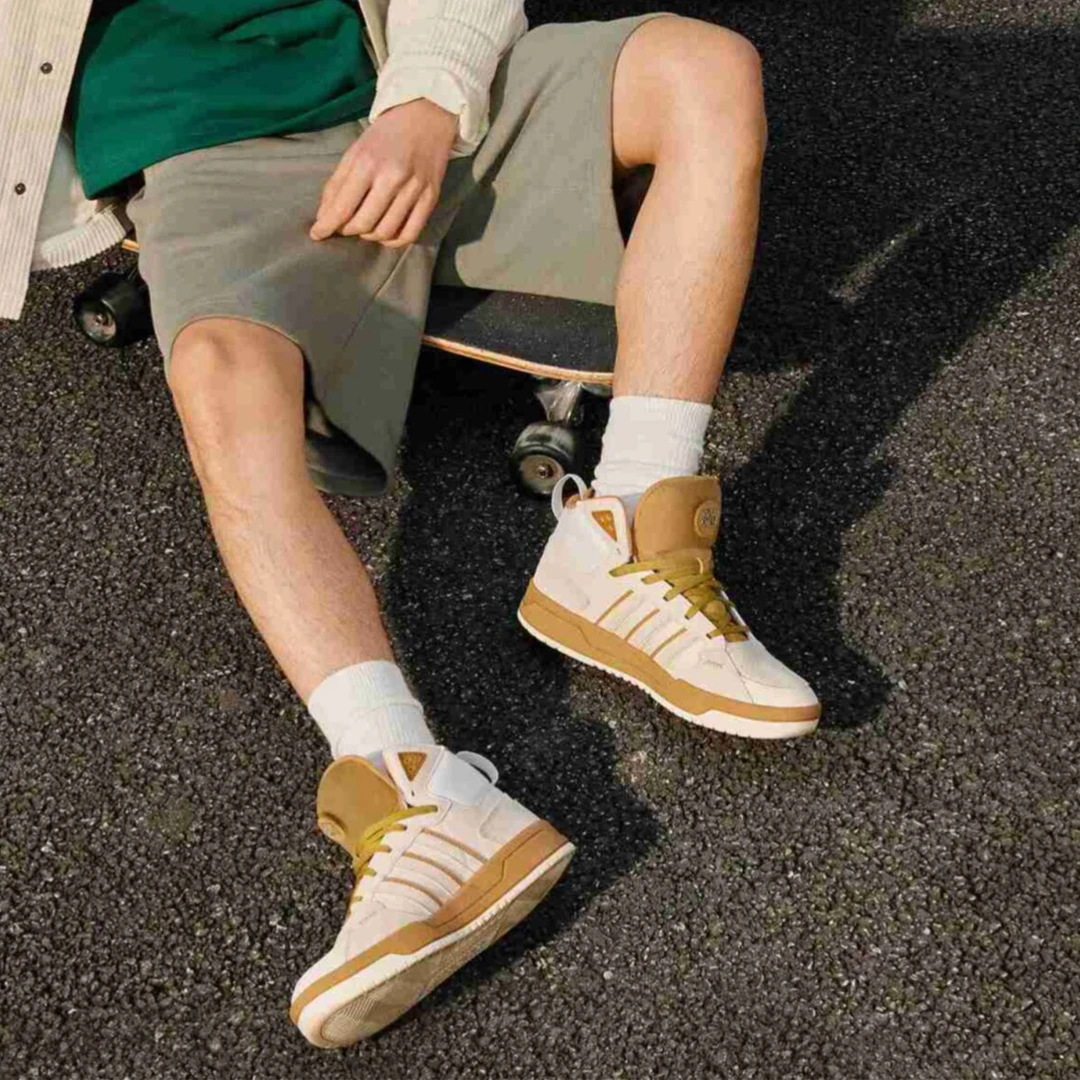 Adidas阿迪达斯秋季潮流男女情侣时尚复古百搭休闲中帮板鞋IG1573