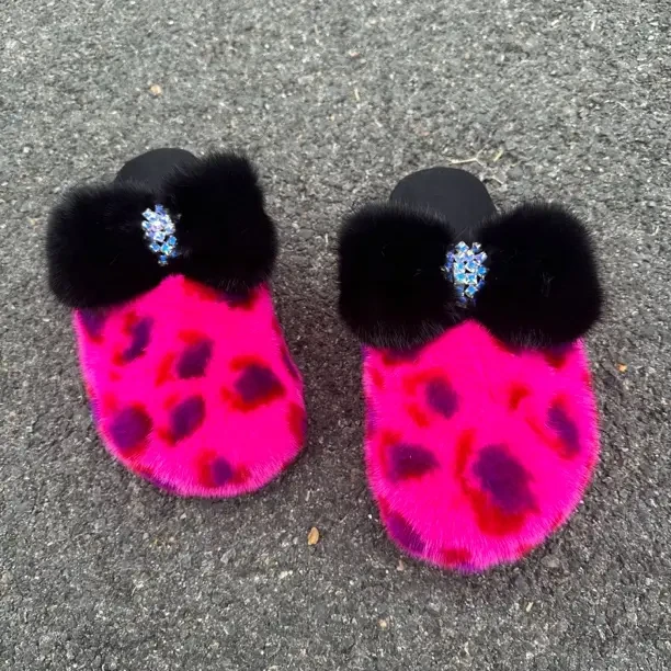 新款四季平底毛毛拖鞋火龙果外穿居家时尚包头博肯貂毛鞋