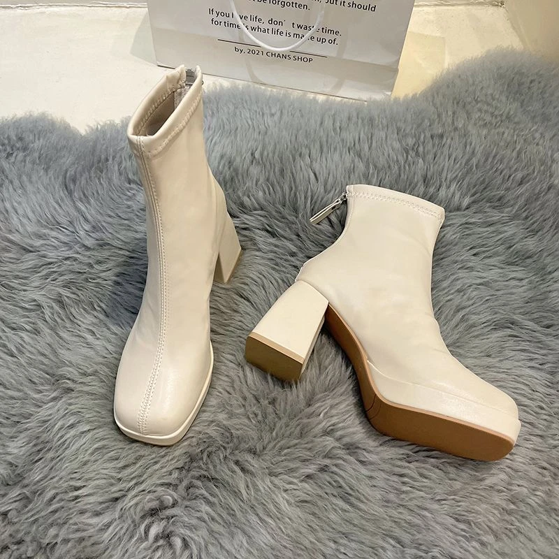 高跟弹力短靴女2024年秋冬季新款方头粗跟马丁靴防水台瘦腿瘦瘦靴