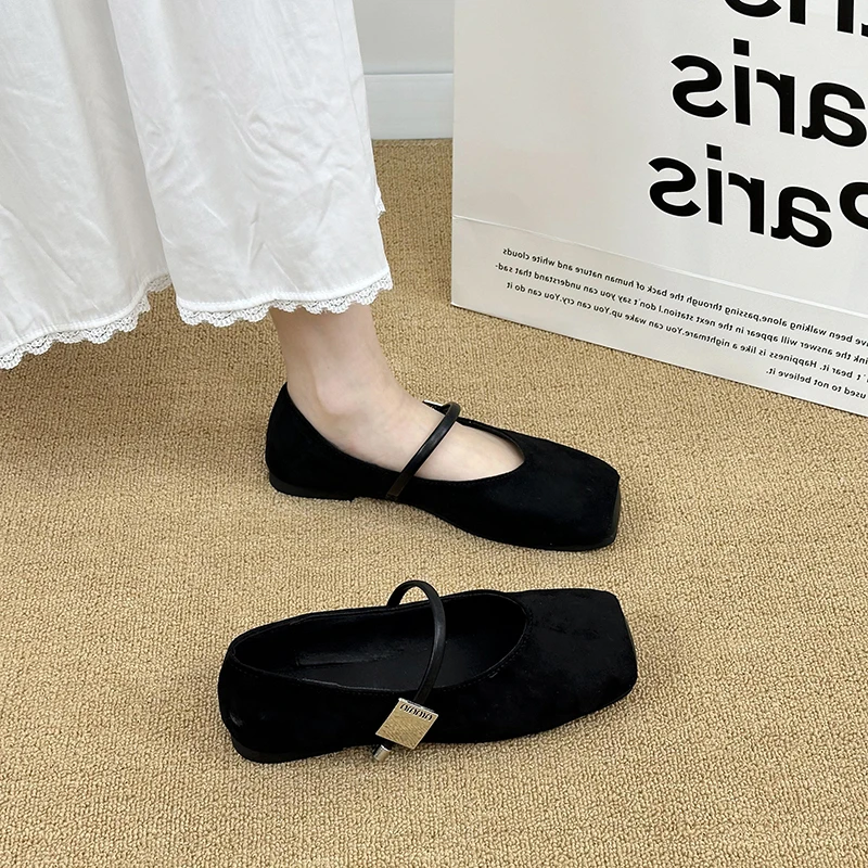 方头平底单鞋女2025新款晚晚风温柔玛丽珍鞋法式配裙子豆豆瓢鞋秋