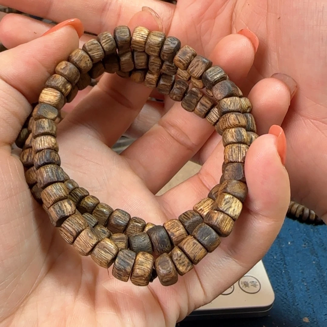 【闪购商品】沉香手串汝湖多样性发货1条5克