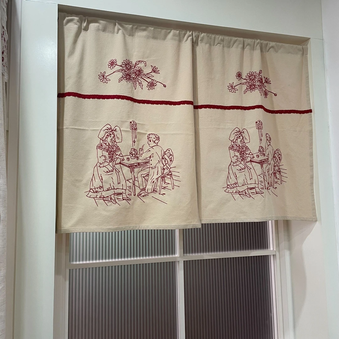 LY2533中古风田园生活法国红绣砂洗棉麻半帘门帘宽50高67（不带杆）