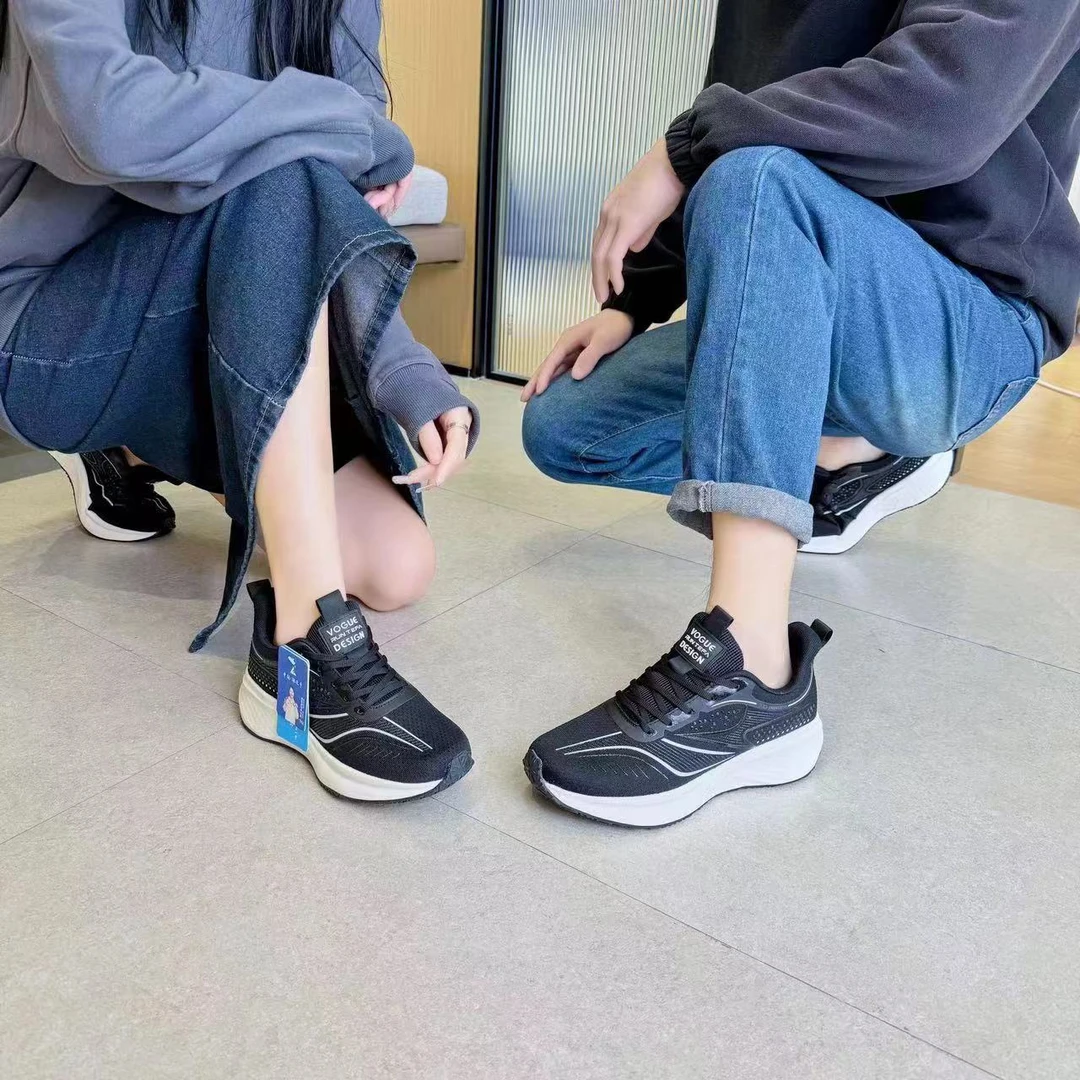 （EVA高弹+碳板+鱼丝网布）爆款情侣款夏季透气网面休闲运动鞋6862